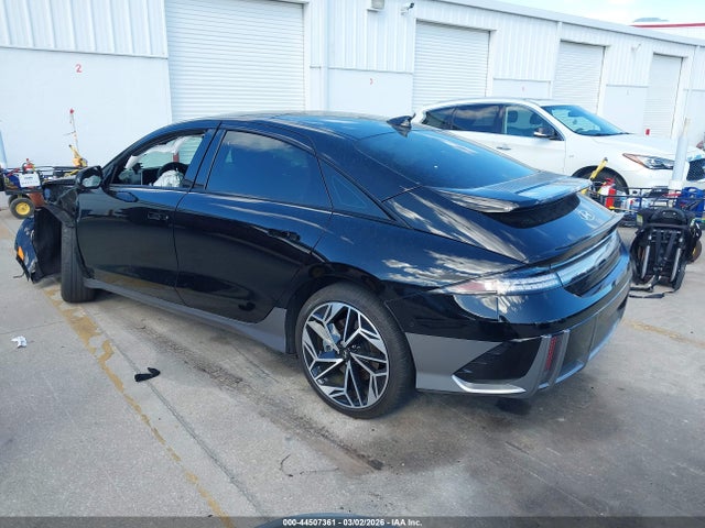 2025 HYUNDAI IONIQ 6 KMHM54AA6SA082911 Photo 2