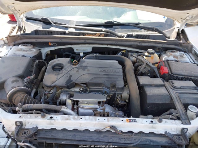 1G1ZD5ST7LF002807 Chevrolet Malibu Fwd Lt