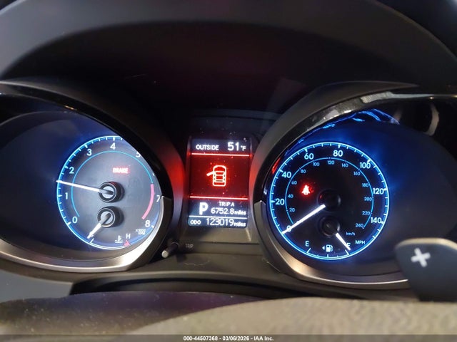 2T1BURHE1EC131257 Toyota Corolla S Premium