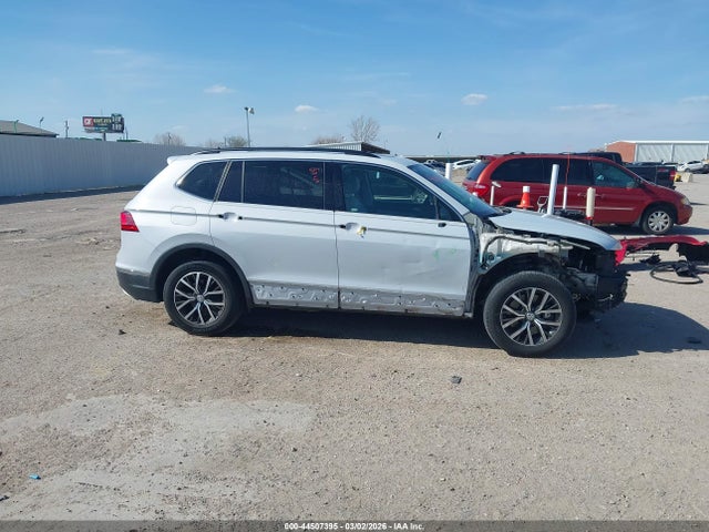 Продажа на аукционе авто 2018 Volkswagen Tiguan 2.0t Se/2.0t Sel, vin: 3VV3B7AX5JM008140, номер лота: 44507395