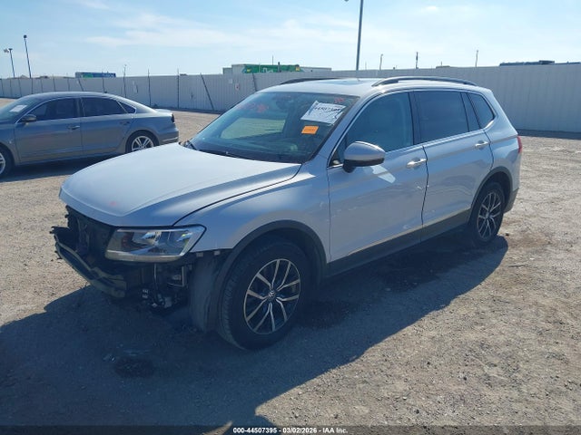 Продажа на аукционе авто 2018 Volkswagen Tiguan 2.0t Se/2.0t Sel, vin: 3VV3B7AX5JM008140, номер лота: 44507395
