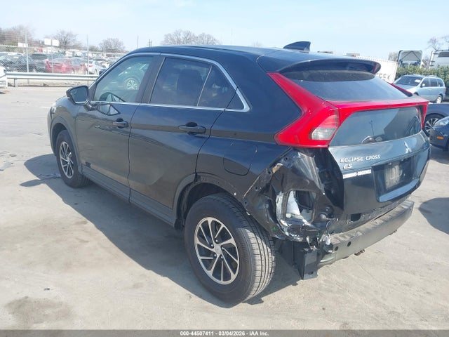 2020 MITSUBISHI ECLIPSE CROSS JA4AT3AA8LZ032855 Photo 2