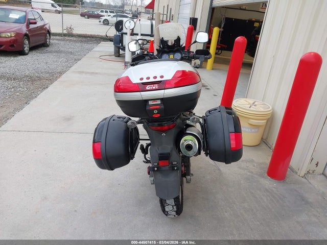 2011 SUZUKI DL650 JS1VP54B5B2100381 Photo 5