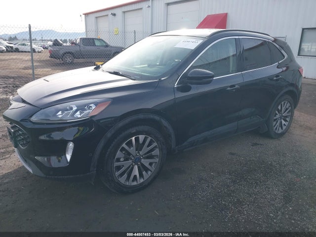Ford Escape Titanium 2020 1FMCU9J94LUA26886 Image 2