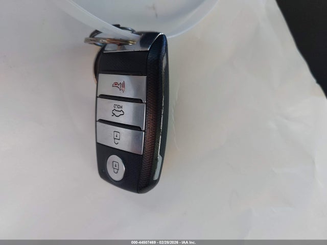 KNAGV4LD5H5013196 KIA Optima Plug-in Hybrid Ex