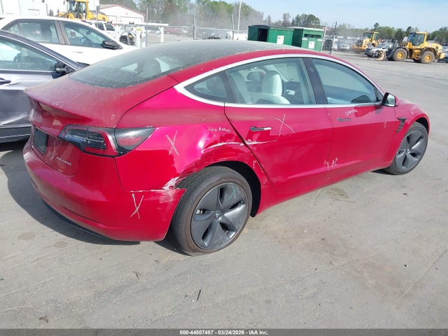 2019 TESLA MODEL 3 5YJ3E1EB7KF437108 Photo 3