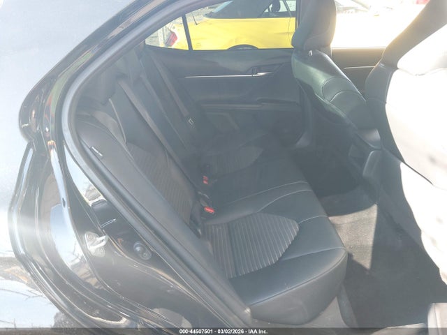 4T1G11AK8NU046821 Toyota CAMRY SE
