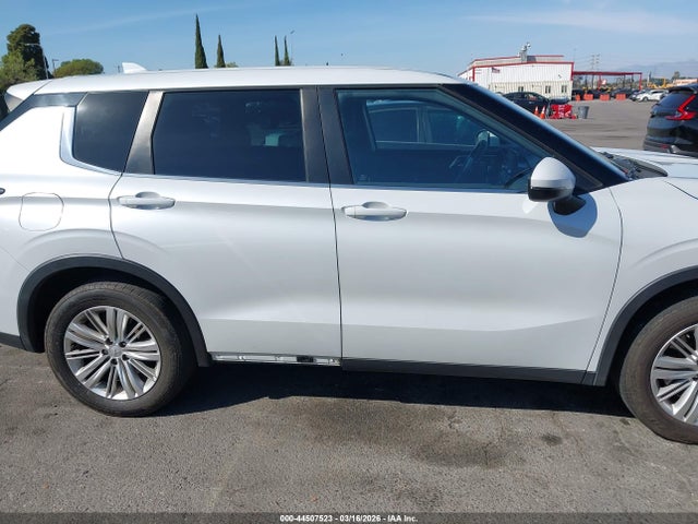 JA4J3TA88PZ010390 Mitsubishi Outlander Es 2.5 2wd