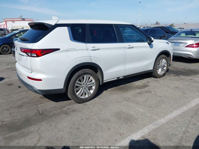 2023 MITSUBISHI OUTLANDER JA4J3TA88PZ010390 Photo 3