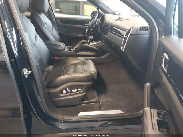 2021 PORSCHE CAYENNE WP1AA2AY9MDA05020 Photo 4