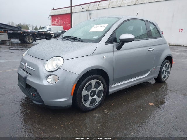2016 FIAT 500E 3C3CFFGE4GT161131 Photo 1
