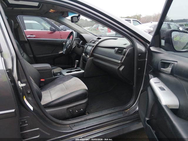44507567 :رقم المزاد ، 4T1BK1FK6EU539655 vin ، 2014 Toyota Camry Se V6 مزاد بيع