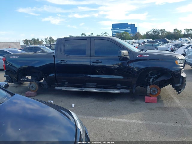 1GCPYFED5KZ157740 Chevrolet Silverado 1500 Lt Trail Boss