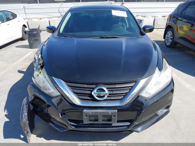 1N4AL3AP6HC184126 Nissan Altima 2.5 Sv