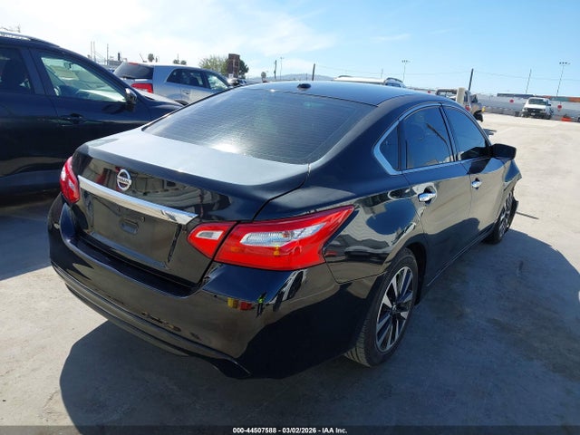 1N4AL3AP6HC184126 Nissan Altima 2.5 Sv