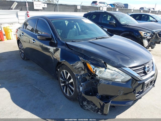 1N4AL3AP6HC184126 Nissan Altima 2.5 Sv