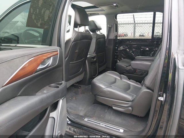 2017 Cadillac Escalade Esv Premium Luxury მანქანა იყიდება აუქციონზე, vin: 1GYS4JKJ5HR144590, აუქციონის ნომერი: 44507603
