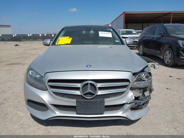 44507610 :رقم المزاد ، 55SWF4JBXHU184844 vin ، 2017 Mercedes-benz C 300 مزاد بيع