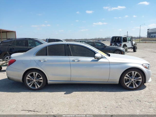 44507610 :رقم المزاد ، 55SWF4JBXHU184844 vin ، 2017 Mercedes-benz C 300 مزاد بيع