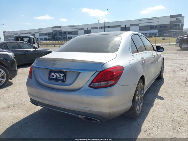 44507610 :رقم المزاد ، 55SWF4JBXHU184844 vin ، 2017 Mercedes-benz C 300 مزاد بيع