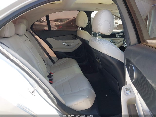 44507610 :رقم المزاد ، 55SWF4JBXHU184844 vin ، 2017 Mercedes-benz C 300 مزاد بيع