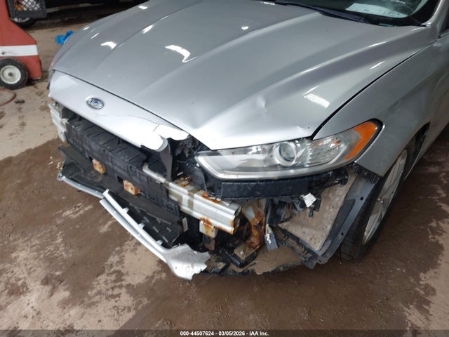 44507624 :رقم المزاد ، 3FA6P0H76ER352861 vin ، 2014 Ford Fusion Se مزاد بيع