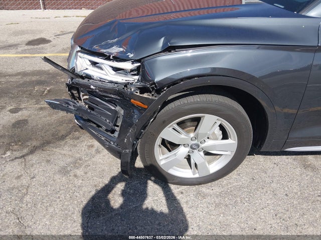 WA1BNAFY9K2079781 Audi Q5 45 Premium