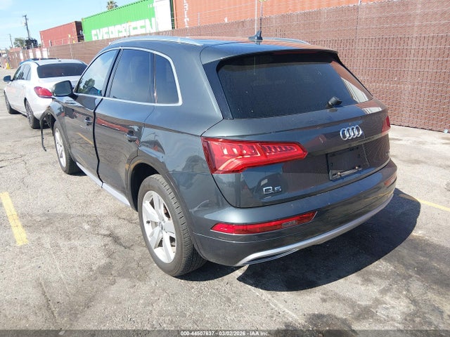 WA1BNAFY9K2079781 Audi Q5 45 Premium