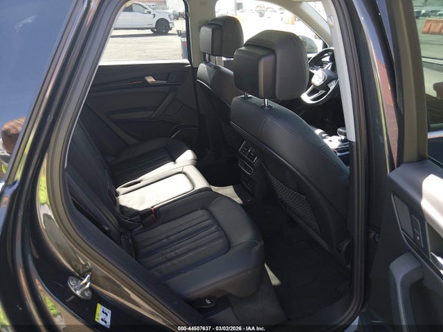WA1BNAFY9K2079781 Audi Q5 45 Premium