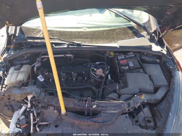 Ford FOCUS SE 2016 1FADP3K24GL392802 Image 10