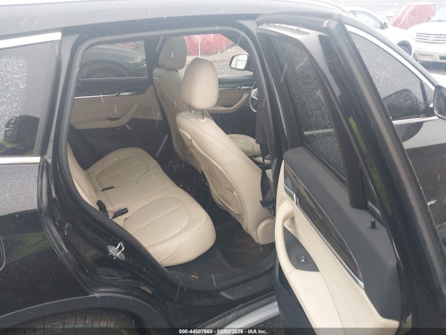 2016 BMW X1 WBXHT3C33G5E47989 Photo 7