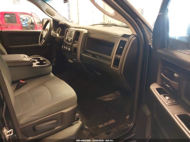 Aukcja sprzedaży 2018 Ram 1500 Express  4x4 6'4 Box, vin: 1C6RR7FG0JS182807, numer aukcji: 44507680