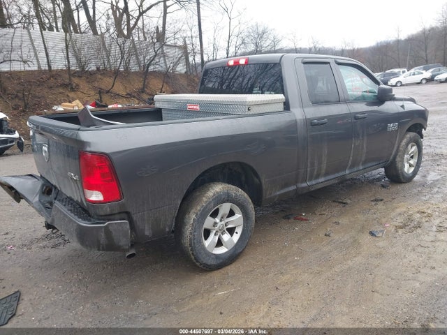 44507697 :رقم المزاد ، 1C6RR7FG1JS348610 vin ، 2018 Ram 1500 Express  4x4 6'4 Box مزاد بيع