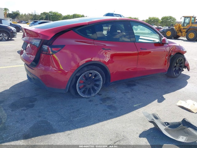 2021 TESLA MODEL Y 5YJYGDEE8MF253665 Photo 3