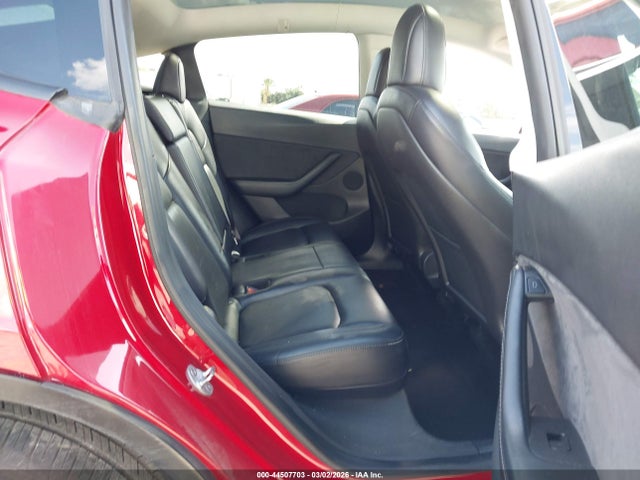 2021 TESLA MODEL Y 5YJYGDEE8MF253665 Photo 7