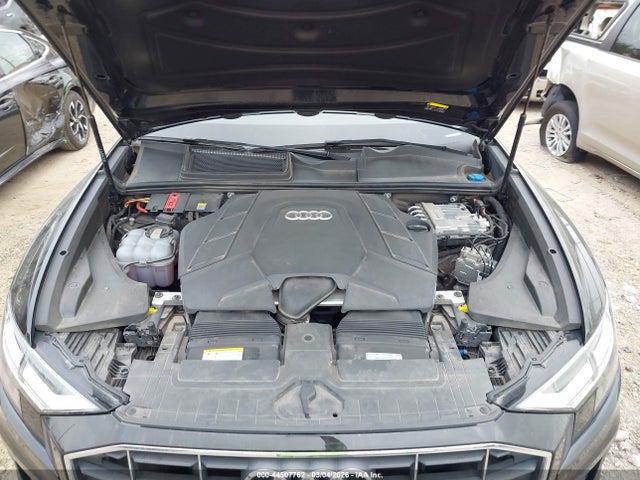 2022 AUDI Q8 WA1AVBF11ND034377 Photo 9