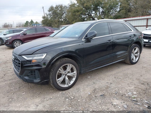 2022 AUDI Q8 WA1AVBF11ND034377 Photo 1