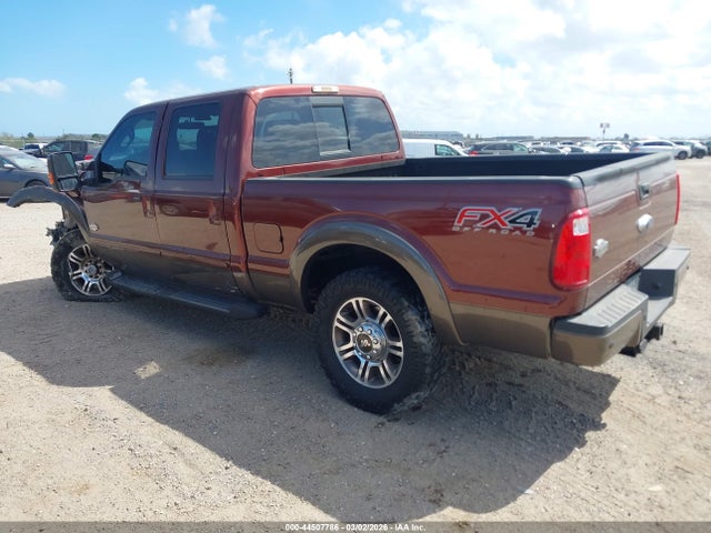 2015 FORD F-250 1FT7W2BT8FEB51406 Photo 2