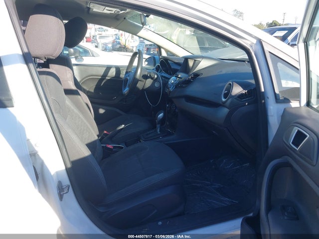 Ford FIESTA SE 2014 3FADP4BJ5EM117660 Image 5