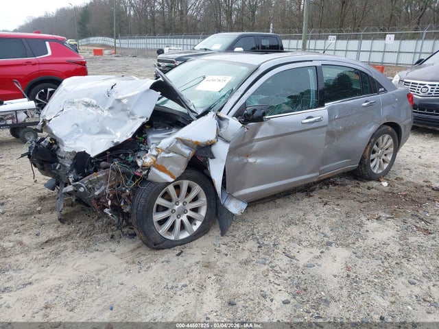 Продажа на аукционе авто 2013 Chrysler 200 Limited, vin: 1C3CCBCG3DN588014, номер лота: 44507825