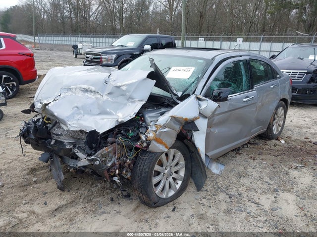 Продажа на аукционе авто 2013 Chrysler 200 Limited, vin: 1C3CCBCG3DN588014, номер лота: 44507825