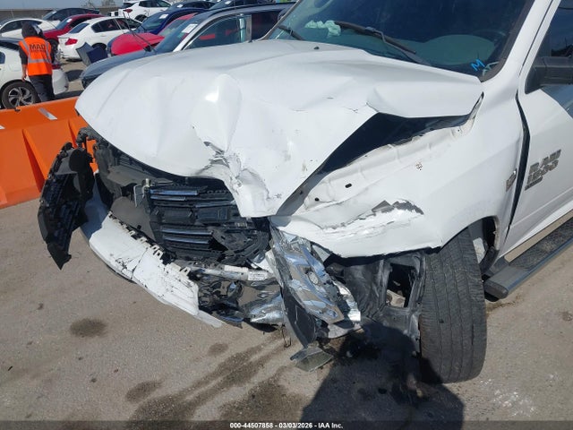 44507858 :رقم المزاد ، 1C6RR6LT2KS591839 vin ، 2019 Ram 1500 Classic Big Horn  4x2 5'7 Box مزاد بيع