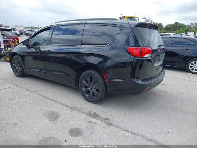 2020 CHRYSLER PACIFICA HYBRID 2C4RC1L72LR267552 Photo 2