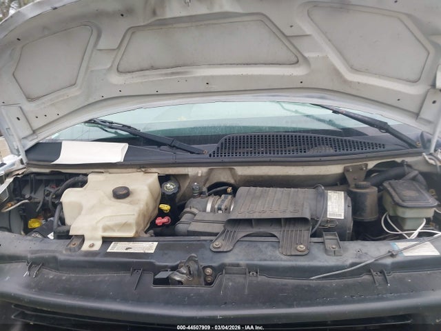 44507909 :رقم المزاد ، 1GAHG39R411237984 vin ، 2001 Chevrolet Express مزاد بيع