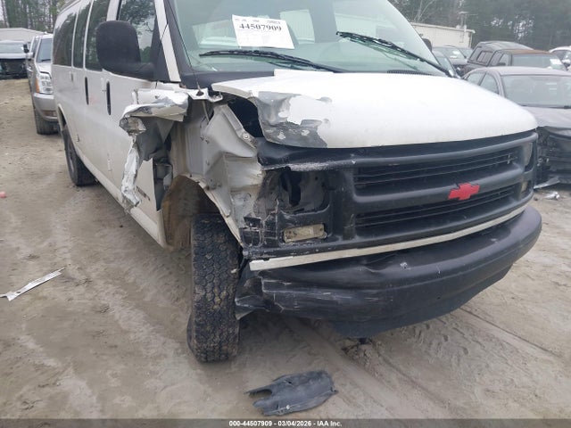 44507909 :رقم المزاد ، 1GAHG39R411237984 vin ، 2001 Chevrolet Express مزاد بيع