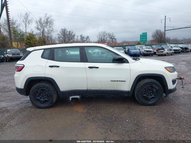3C4NJCAB6JT308637 Jeep Compass Sport Fwd