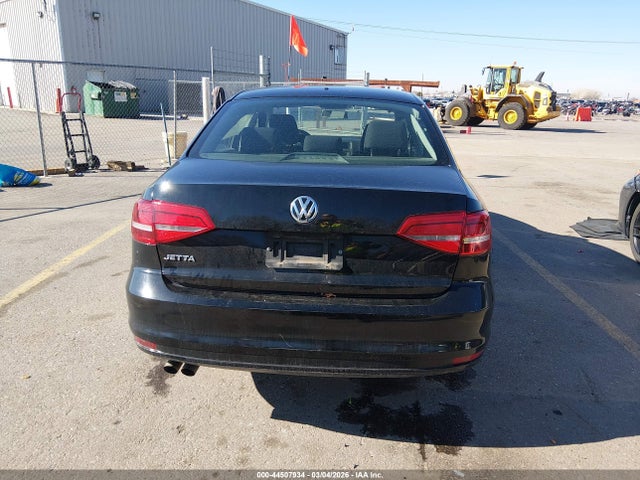 3VW1K7AJ2FM345984 Volkswagen Jetta 2.0l S