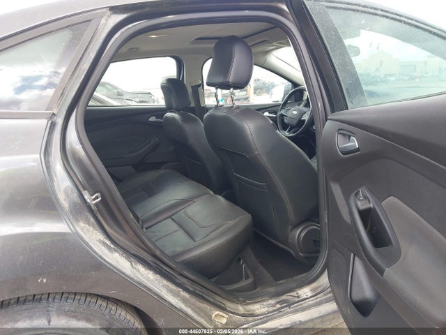 Ford FOCUS SE 2015 1FADP3F26FL220750 Image 8