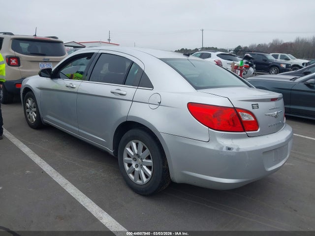 2010 CHRYSLER SEBRING 1C3CC4FB1AN123559 Photo 2