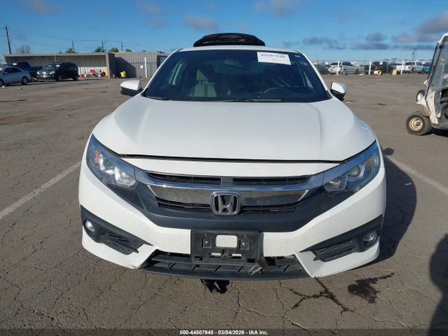 Honda Civic Ex-t 2018 2HGFC3B34JH350935 Image 12